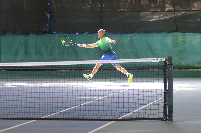 国庆长假这里不休息，南宁第四届“绿城杯”网球黄金联赛延续精彩