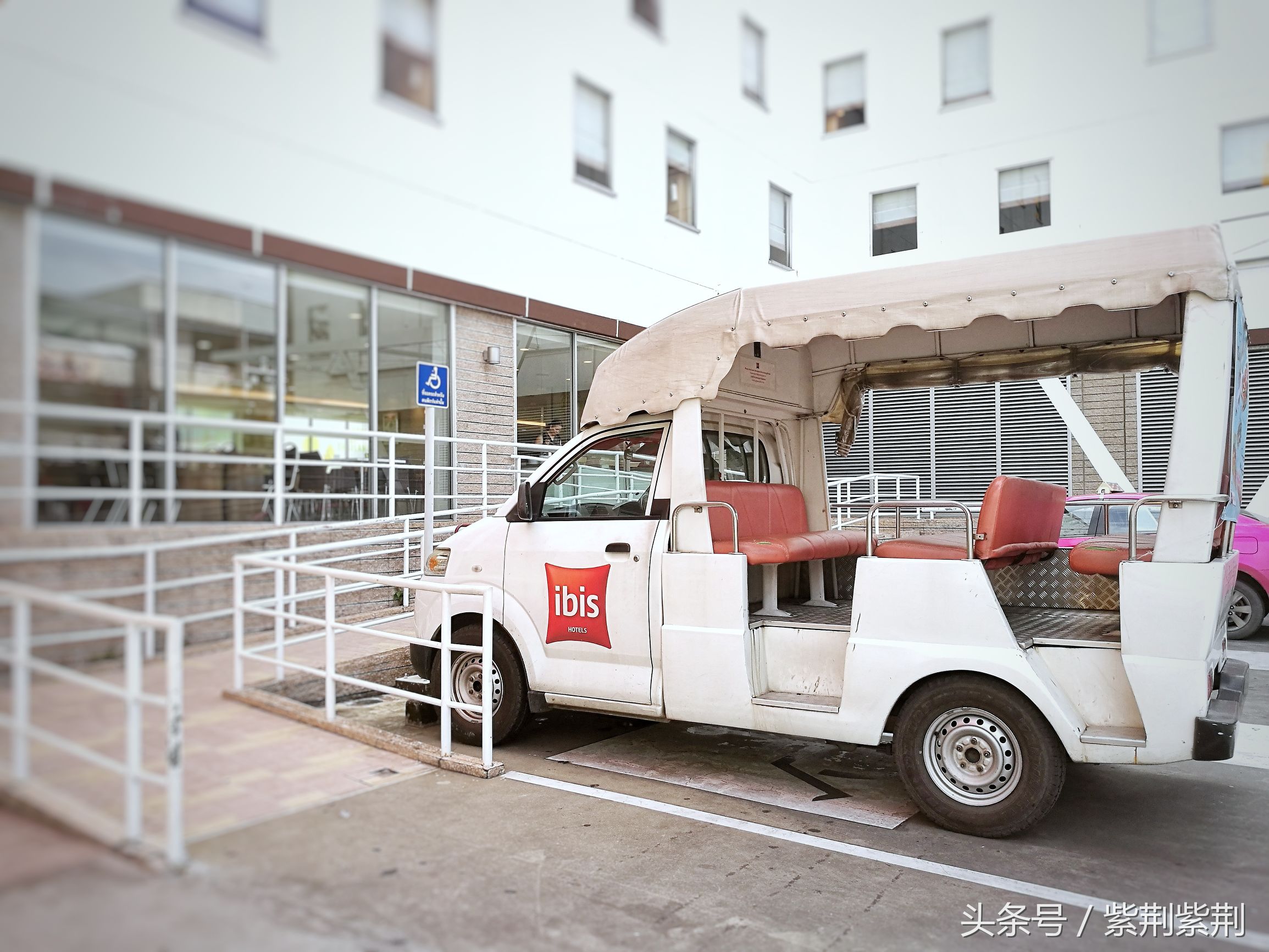 国庆长假抢钱了？老司机教你境外旅游怎样省出一部iphoneX