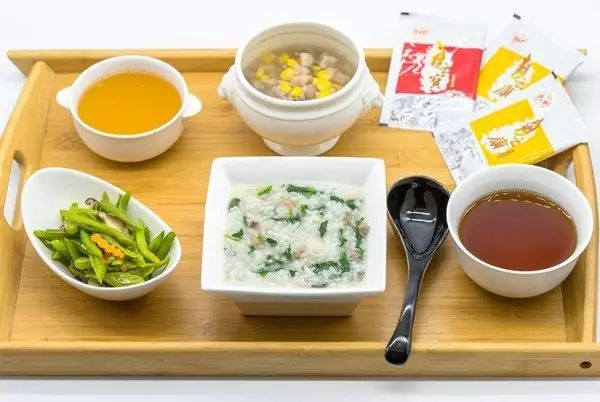 女人产后第一年该做什么,产褥期妈妈怎么护理