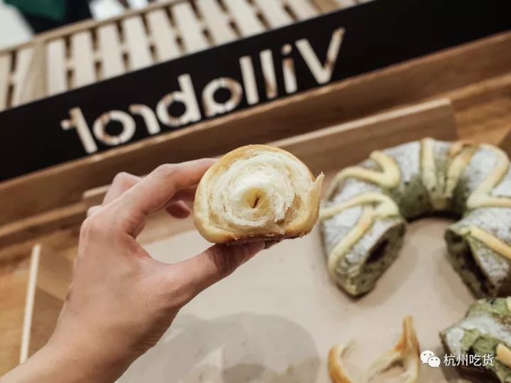 养乐多牛奶面包,养乐多面包烤箱