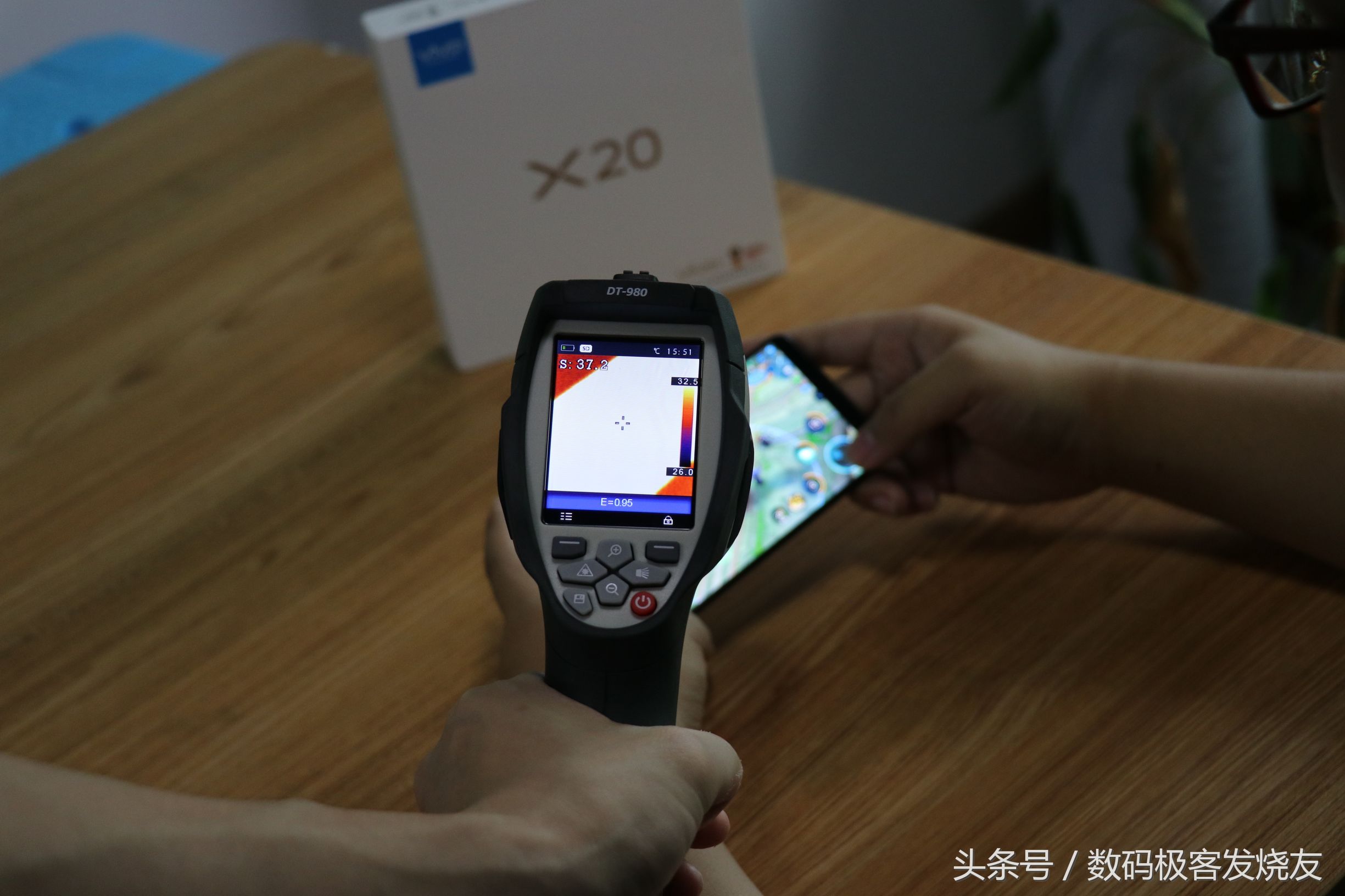 vivox20全面屏新机,vivox20全面屏详解