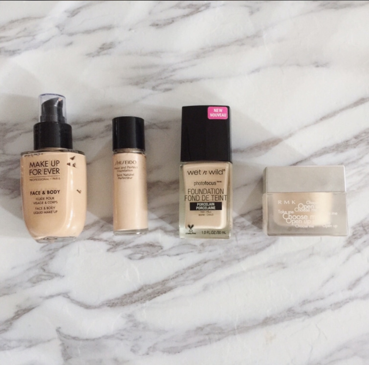 皮肤油敏感有痘粗糙能用哪款粉底,混油痘皮的十款底妆合集