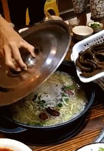 有个特别爱笑的女朋友,有一个积极乐观的女朋友