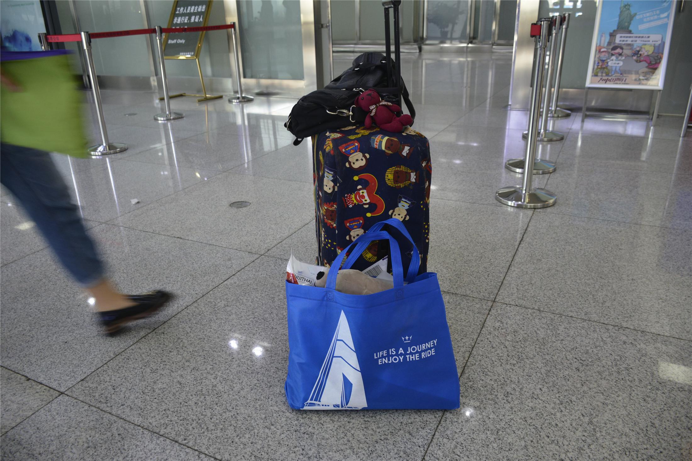 自驾游导游带队视频,出境游领队自己跑去玩了