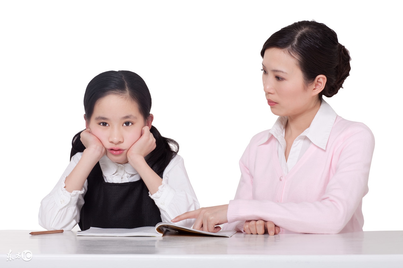 一年级孩子坐不住不听课怎么办,一年级小孩子坐不住不专心