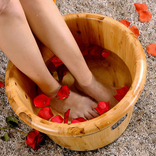 坚持泡脚，几点泡脚对身体的好处