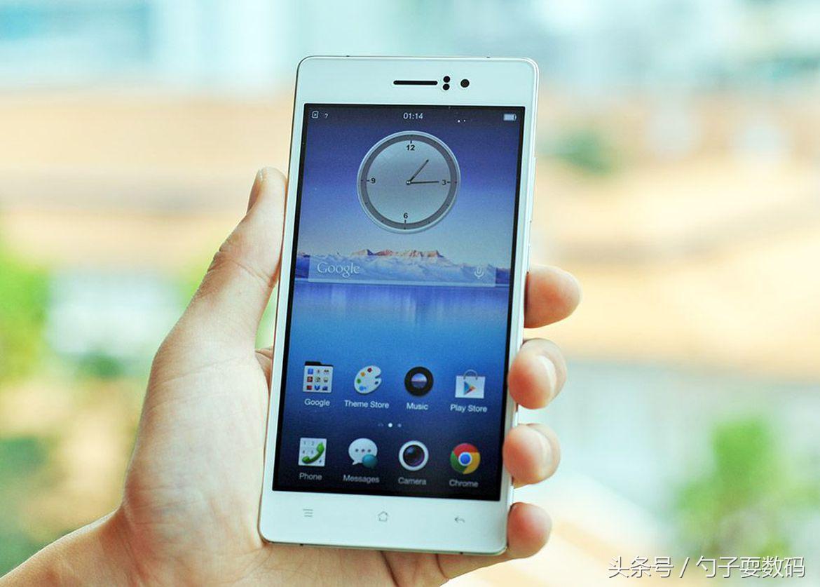 保留3.5毫米耳机孔的新手机,3.5毫米的耳机孔是最先进的设备