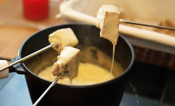 明斯克机场免税店购物攻略,戴高乐机场免税店购物攻略