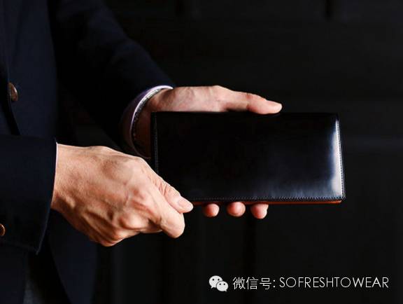 买钱包还是卡包,chanel链条钱包好买吗