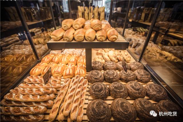 养乐多牛奶面包,养乐多面包烤箱