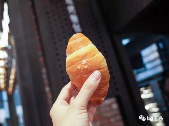 养乐多牛奶面包,养乐多面包烤箱