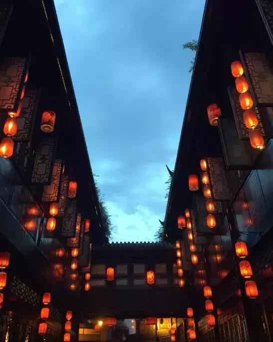 四川旅游攻略及各个景点门票价格,最新四川景点免票