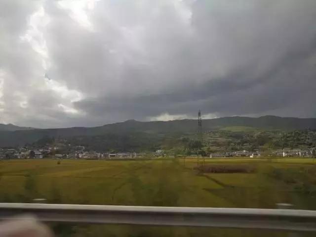 云南最美公路自驾出行攻略,自驾去云南沿途的风景美不胜收