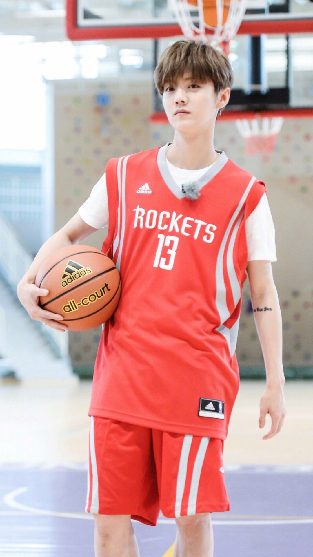 鹿晗高清手机壁纸大图,鹿晗高清壁纸2017卡通