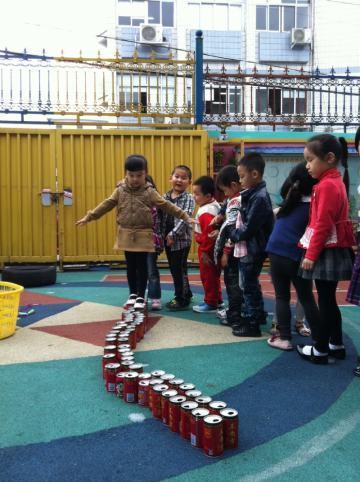 40种自制幼儿体育器械废物利用,幼儿园自制户外体育器械保龄球