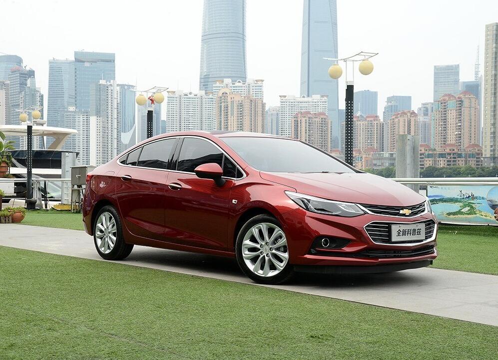 雪佛兰科鲁兹老款和新款的区别,雪佛兰科鲁兹老款新款有什么区别