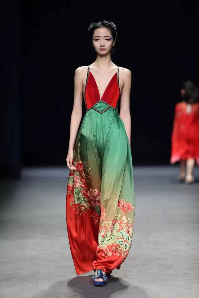 深圳时装周奇葩事件,深圳时装周事件