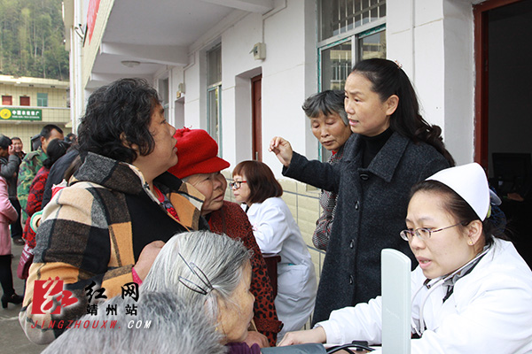 县政府办开展送医送药下乡活动,州政协组织开展送医送药下乡活动