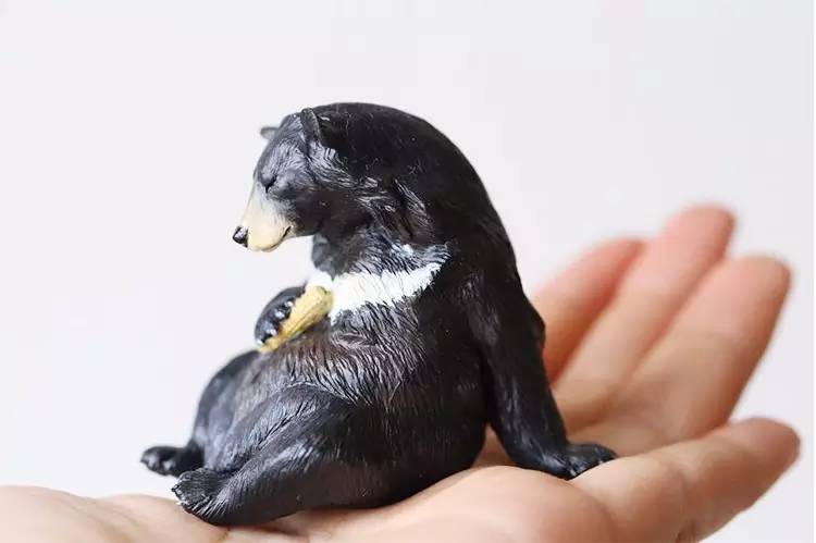 旁友，你可以用文艺的方式做内容，但不能用文艺的态度做生意啊