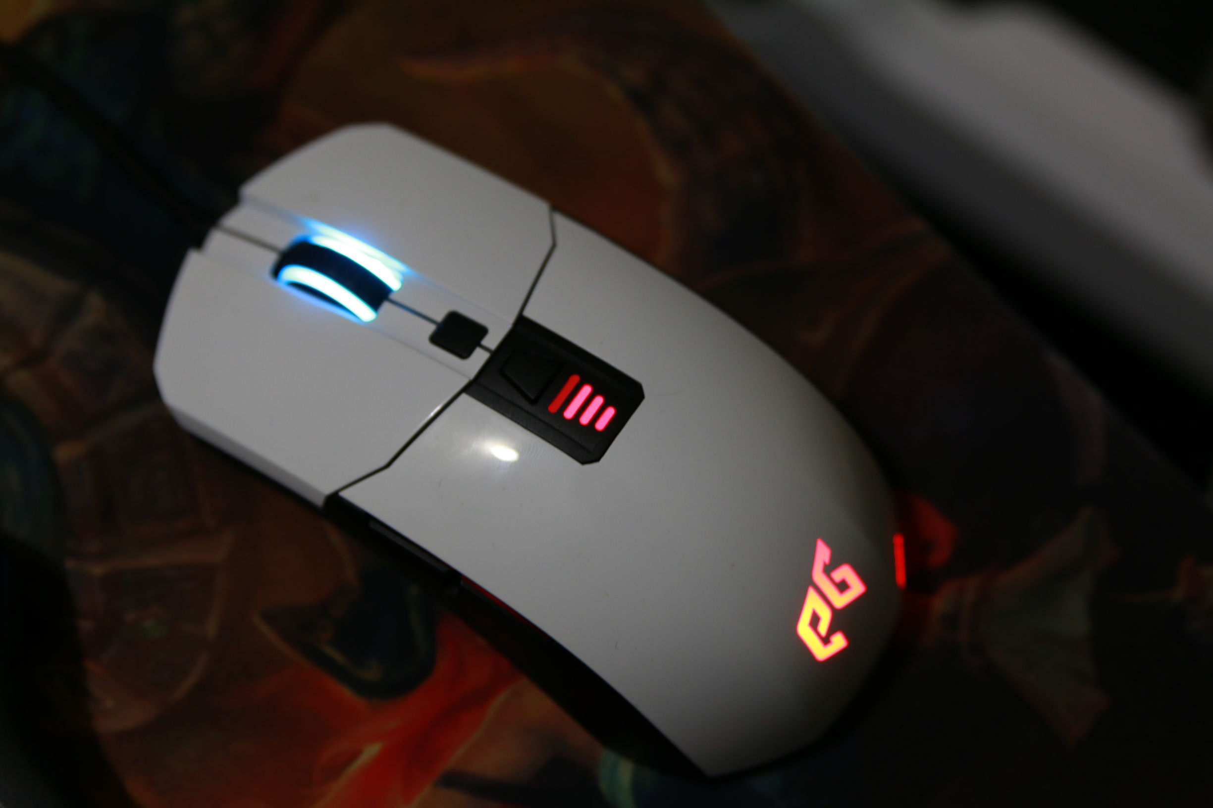 异极魔拉zora鼠标,异极zora鼠标