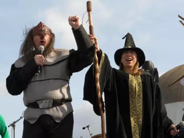 NASA研究中心前主任：爱科学，也爱cosplay