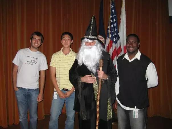 NASA研究中心前主任：爱科学，也爱cosplay