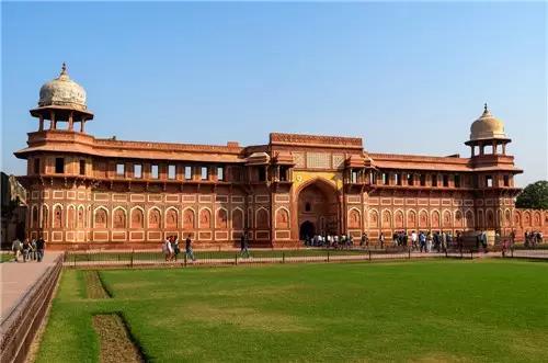 行走在印度完整视频,漫步印度街景视频