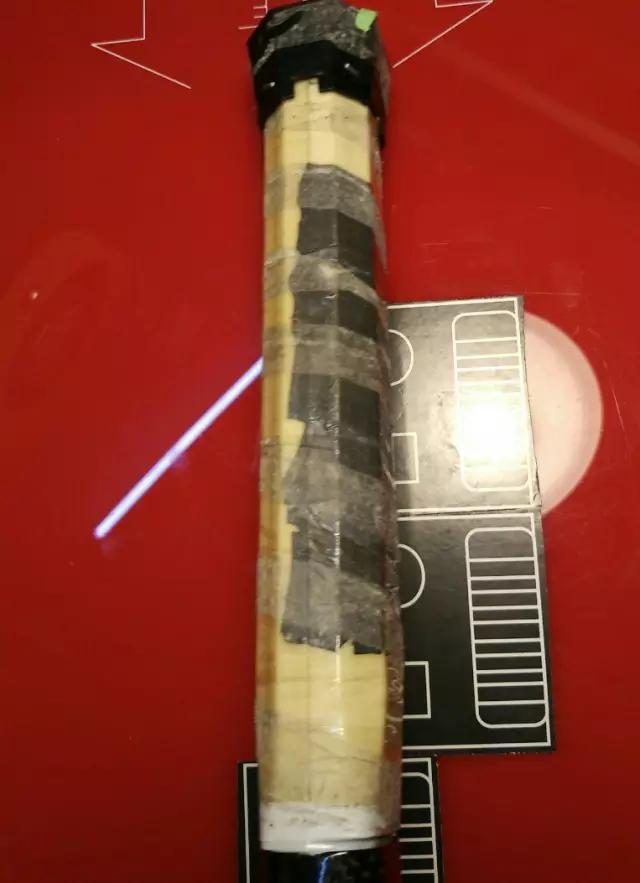 如何鉴定网球拍真假,如何辨别网球拍真假