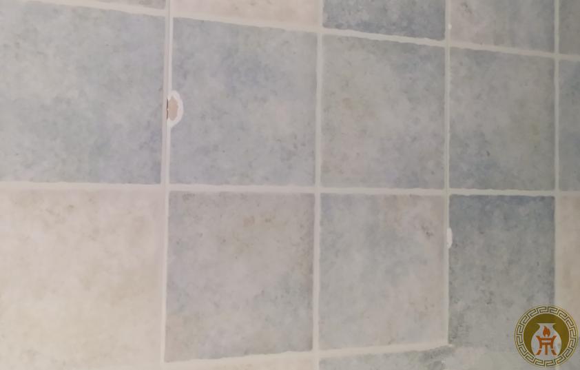 什么？瓷砖还会“脱皮”！