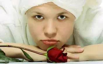 女性睾酮0.45高吗,睾酮高会引起amh值的变化吗