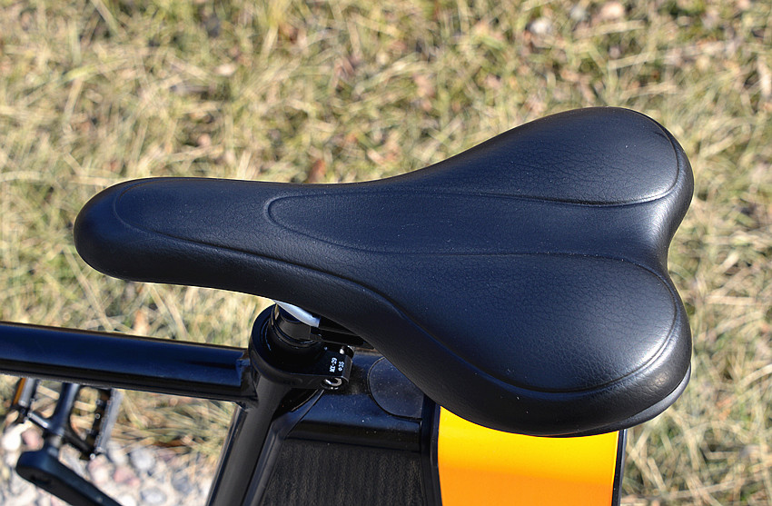 雅迪电动自行车怎么骑新手教程,菜鸟新手自行车骑行推荐