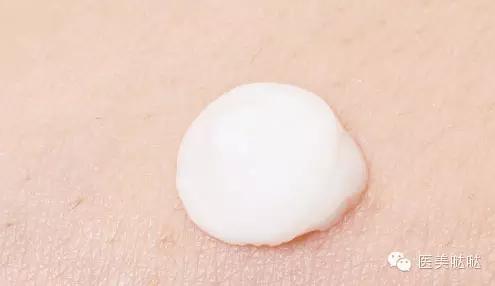 比较滋润的润手霜 (保湿最好的手霜排行榜)