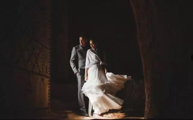 咫尺光年爱如初见意思,咫尺光年爱如初见什么意思