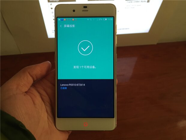 联想扭转式微型投影机p0510,微型迷你投影仪便携机联想t200