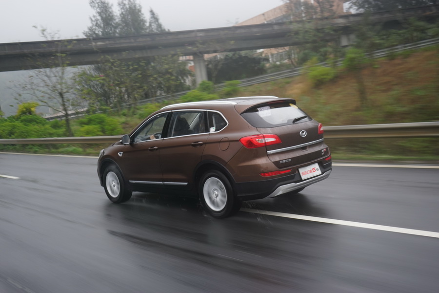 10万左右suv汽车销售,10万内中型suv二手车