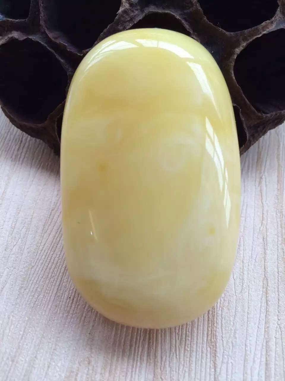 新蜜蜡老蜜蜡区别,老蜜蜡新蜜蜡区别