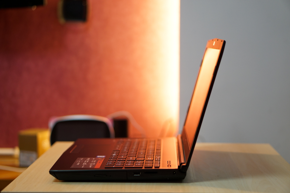 有了这货还要小米笔记本做啥—微星GL62游戏本体验