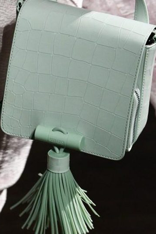 今年最流行款时尚包包,今年流行的时尚包包