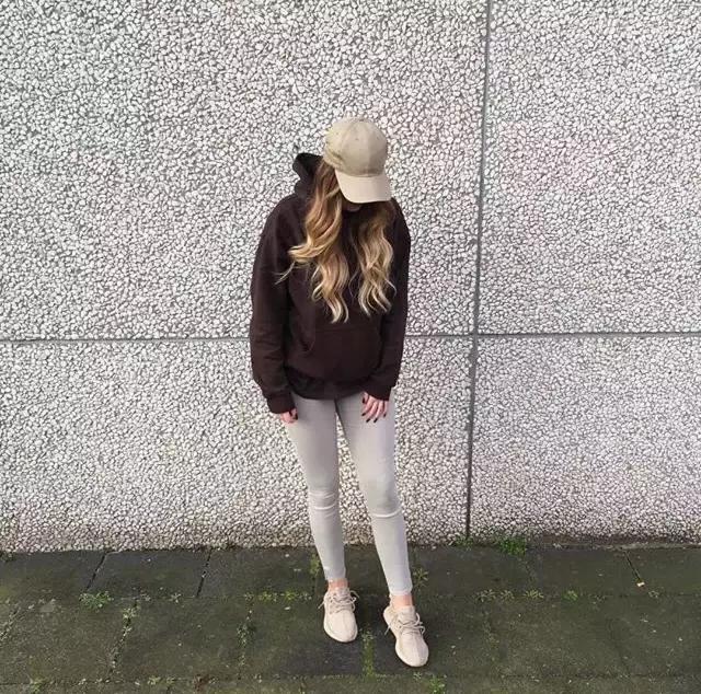 5张照片时尚潮流穿搭,50岁潮人穿搭