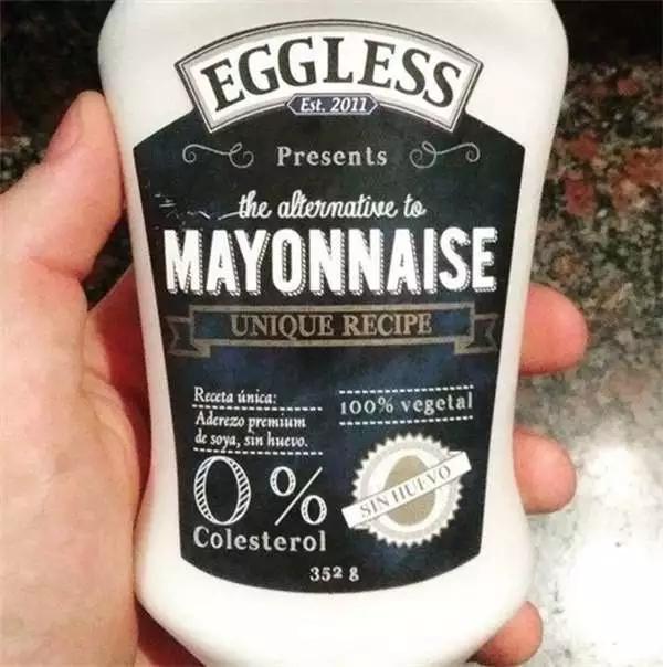 酒店枕头中间有个洞是做什么用的,酒店客房枕头都有哪些