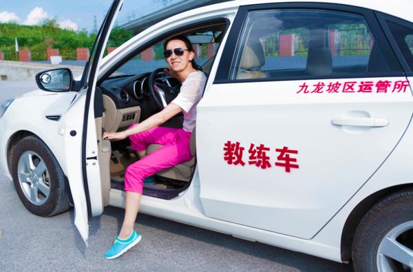2017年重庆哪家驾校比较好,重庆驾校正规排名榜