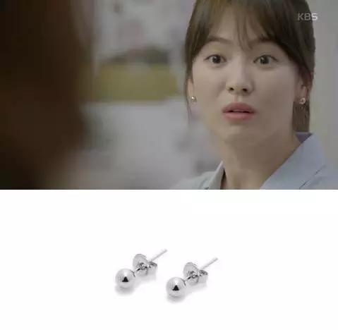 韩剧同款首饰,宋仲基片场被拍与宋慧乔同款卫衣