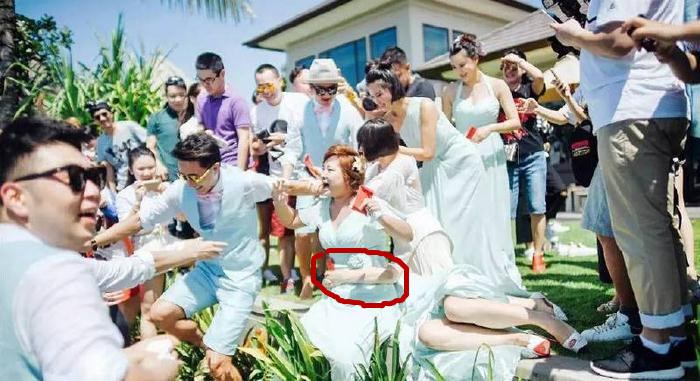 柳岩包贝尔白色礼服,柳岩包贝尔现今如何