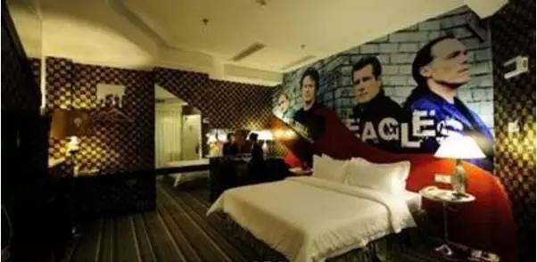 不敢往下看的酒店,深圳最不真实的酒店