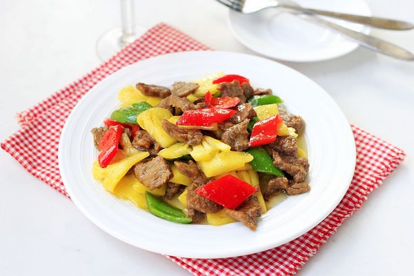 菠萝牛肉的切法,菠萝牛肉怎样让牛肉嫩