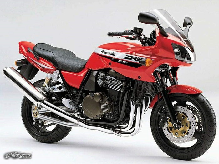 川崎zrx250四缸车复活,带你见识世界神车