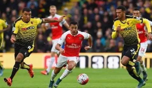 巴萨6比二赢皇马,1011欧冠半决赛巴萨vs皇马