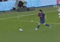 梅西过人加射门一气呵成,梅西过人慢动作分解教学