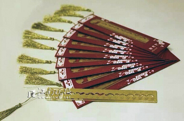 出土*物文**“变”成创意文具无锡艺术衍生品的研发有市场