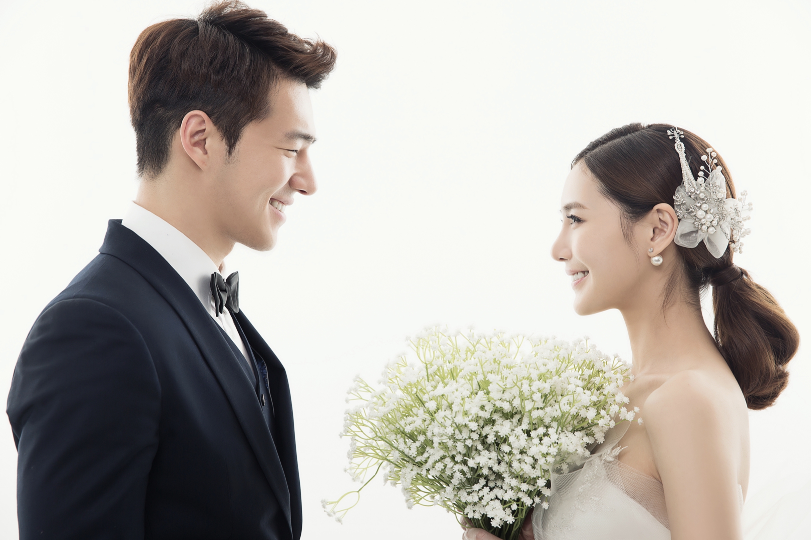 几个小道具让你的韩式婚纱照更出彩~